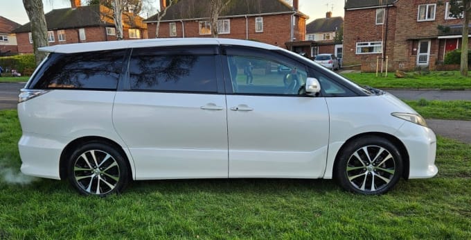 2025 Toyota Estima