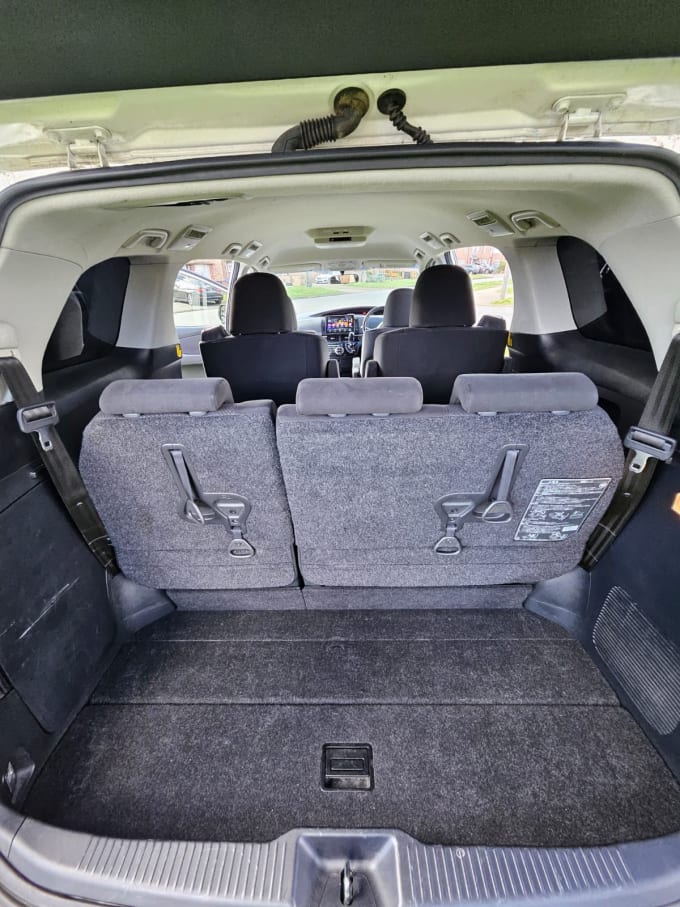 2025 Toyota Estima