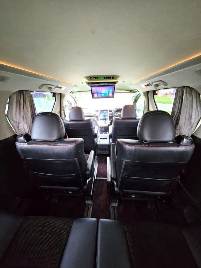 2014 Toyota Vellfire