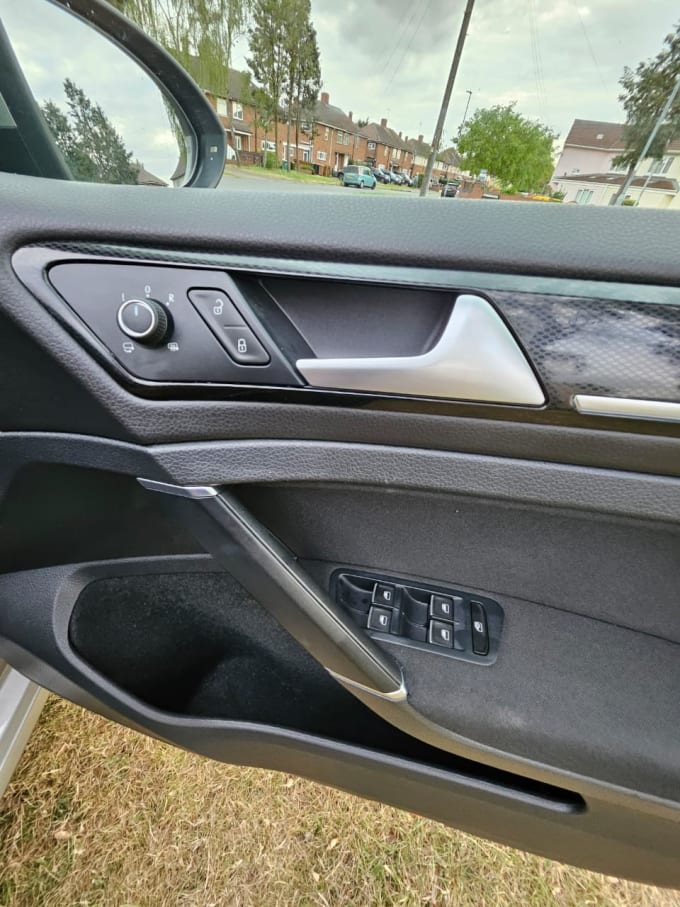 2025 Volkswagen Golf