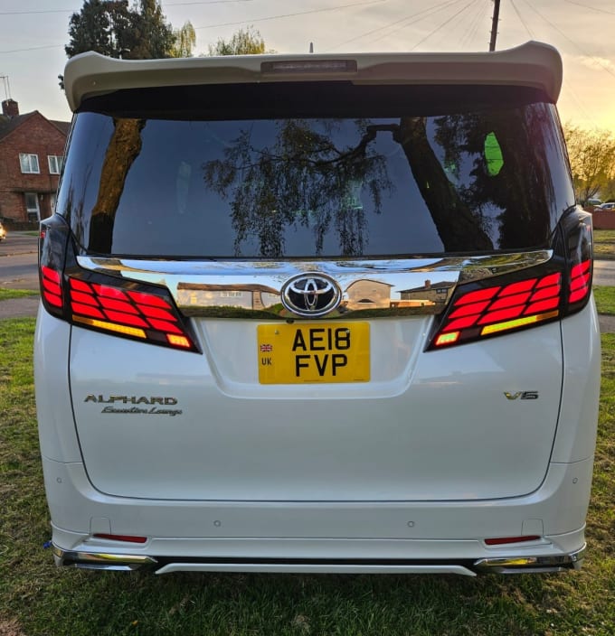2025 Toyota Alphard