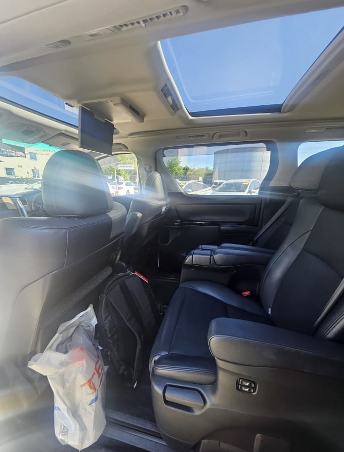2025 Toyota Vellfire