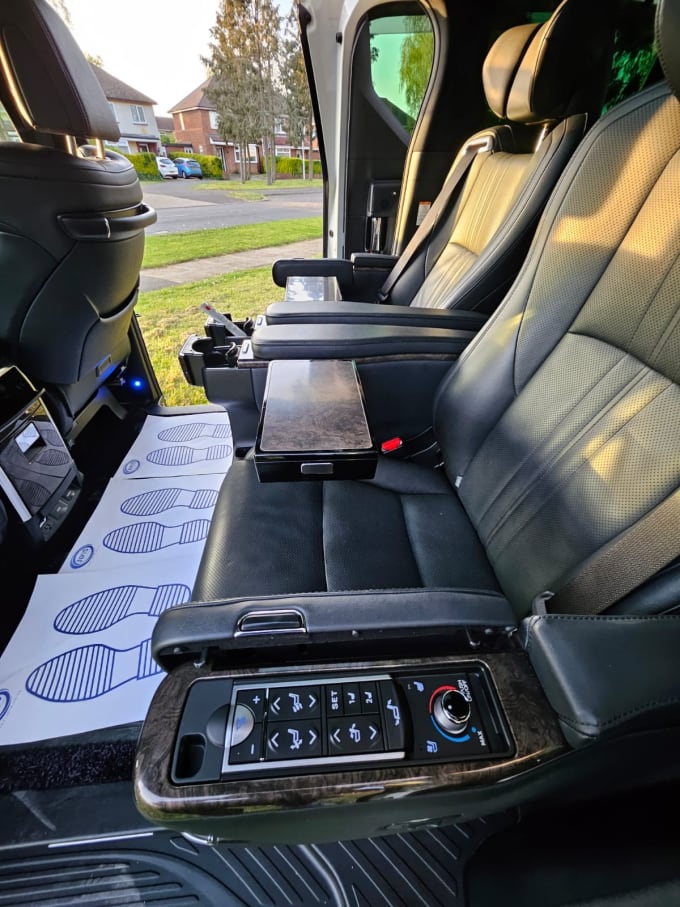 2025 Toyota Alphard