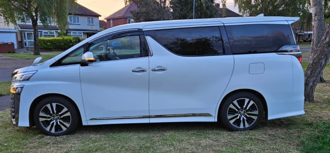 2025 Toyota Vellfire