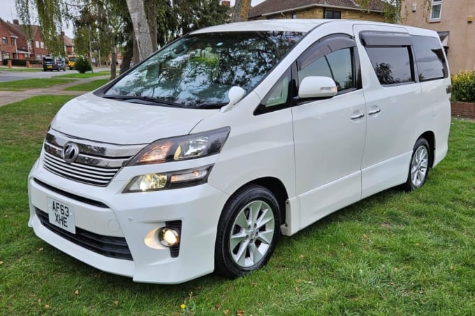 2014 Toyota Vellfire