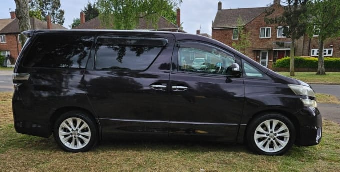 2025 Toyota Vellfire