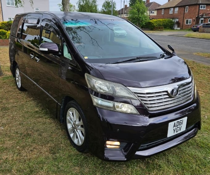 2025 Toyota Vellfire