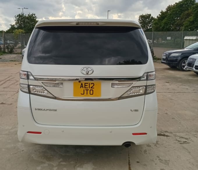 2025 Toyota Vellfire