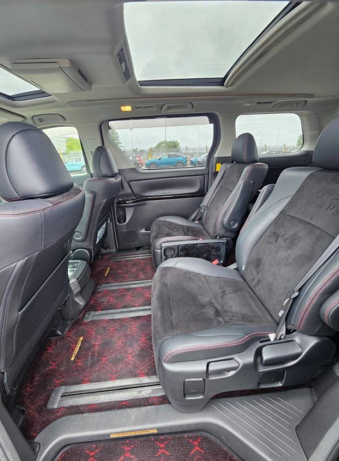 2025 Toyota Vellfire