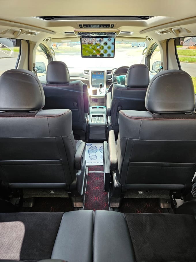 2025 Toyota Vellfire