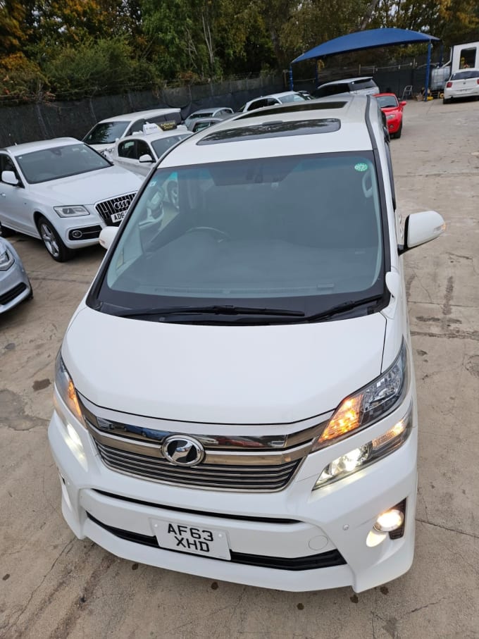 2013 Toyota Vellfire