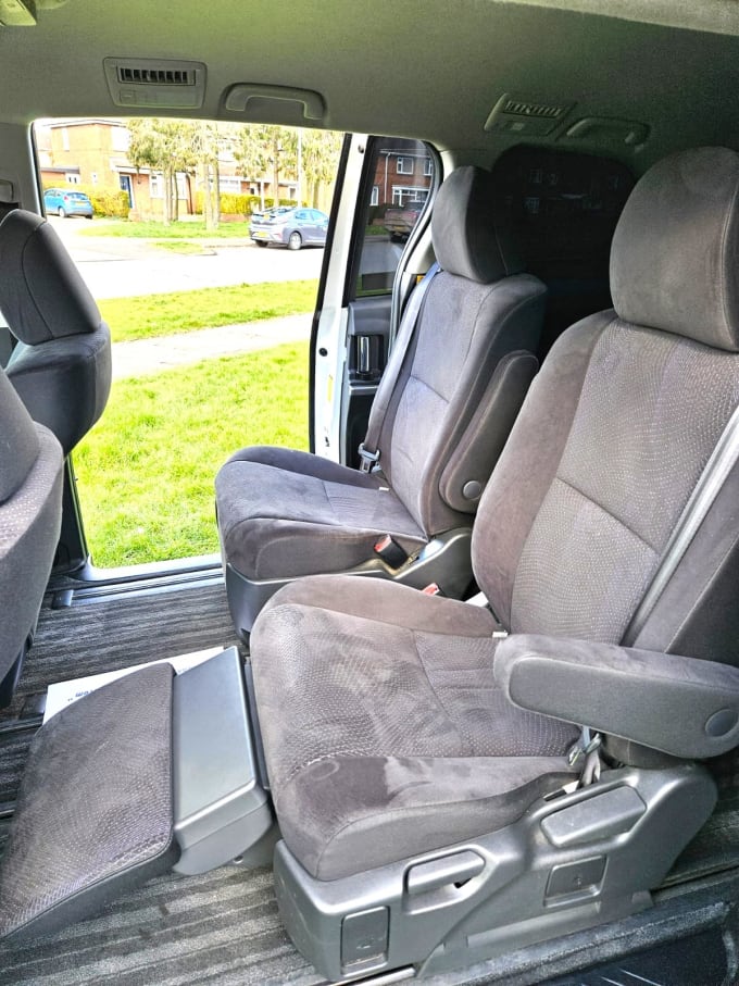 2025 Toyota Estima