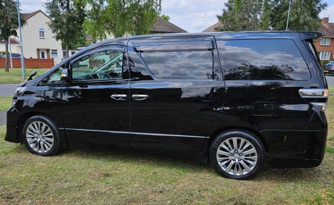 2025 Toyota Vellfire