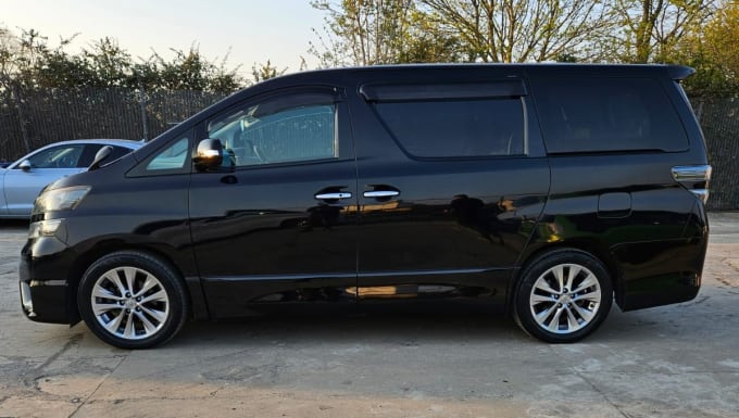2025 Toyota Vellfire