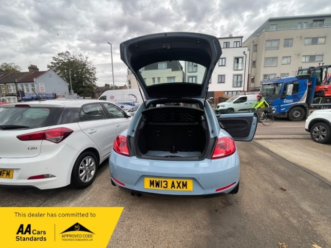 2013 Volkswagen Beetle