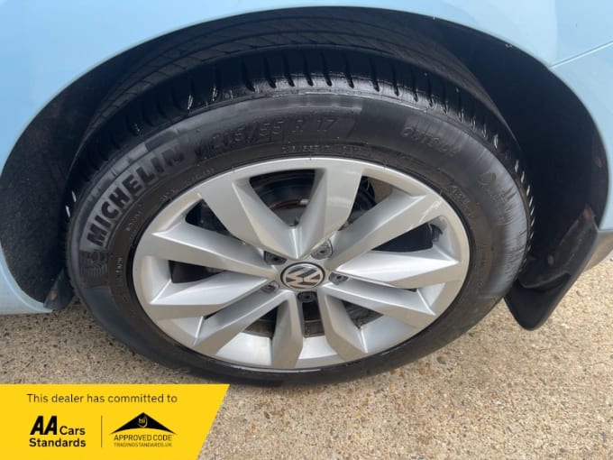 2013 Volkswagen Beetle