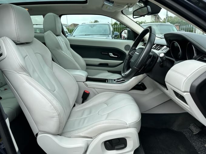 2025 Land Rover Range Rover Evoque