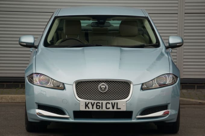 2024 Jaguar Xf