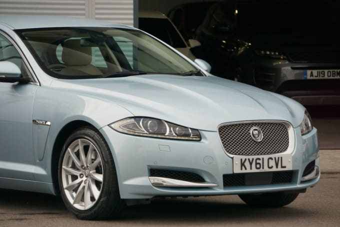 2024 Jaguar Xf