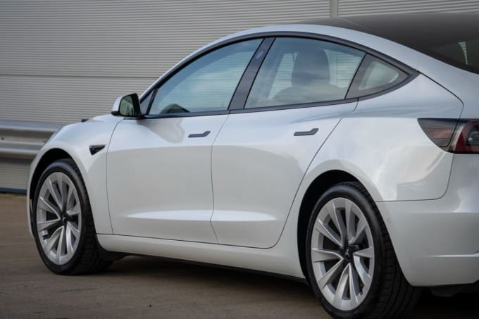 2025 Tesla Model 3