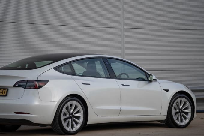 2025 Tesla Model 3