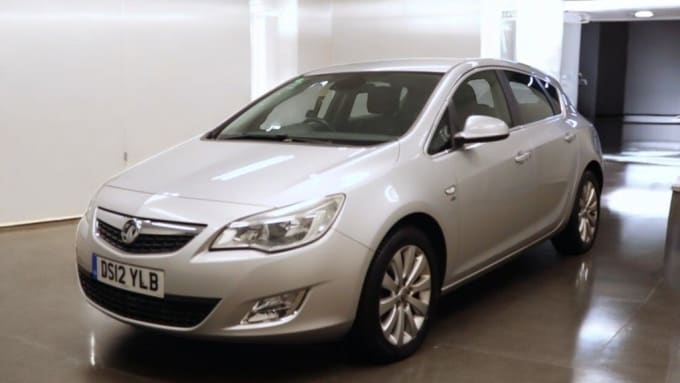 2025 Vauxhall Astra