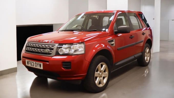 2025 Land Rover Freelander 2