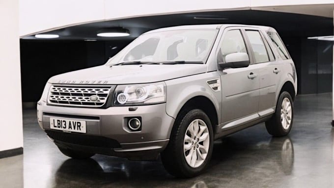 2025 Land Rover Freelander 2