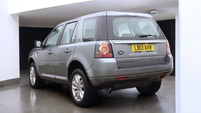 2025 Land Rover Freelander 2