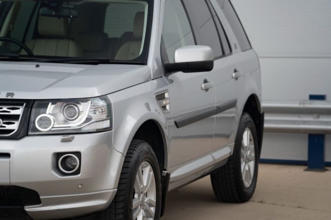 2025 Land Rover Freelander 2