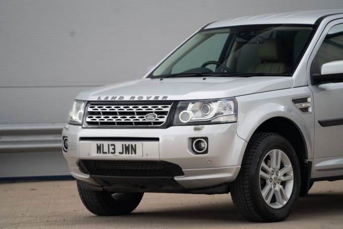 2025 Land Rover Freelander 2