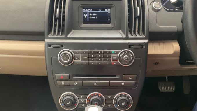 2025 Land Rover Freelander 2
