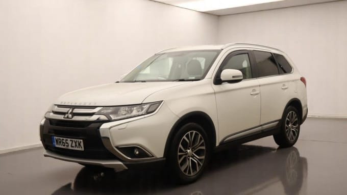 2025 Mitsubishi Outlander