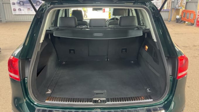 2025 Volkswagen Touareg