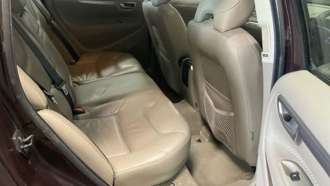 2025 Volvo Xc70