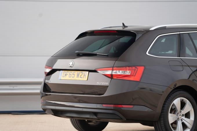2025 Skoda Superb