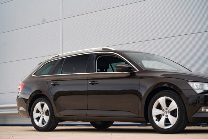 2025 Skoda Superb