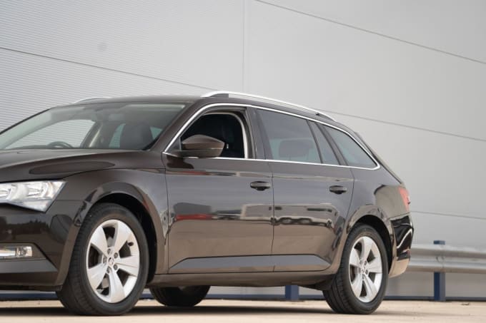 2025 Skoda Superb