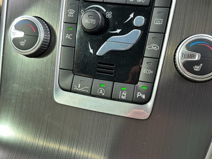 2025 Volvo Xc60