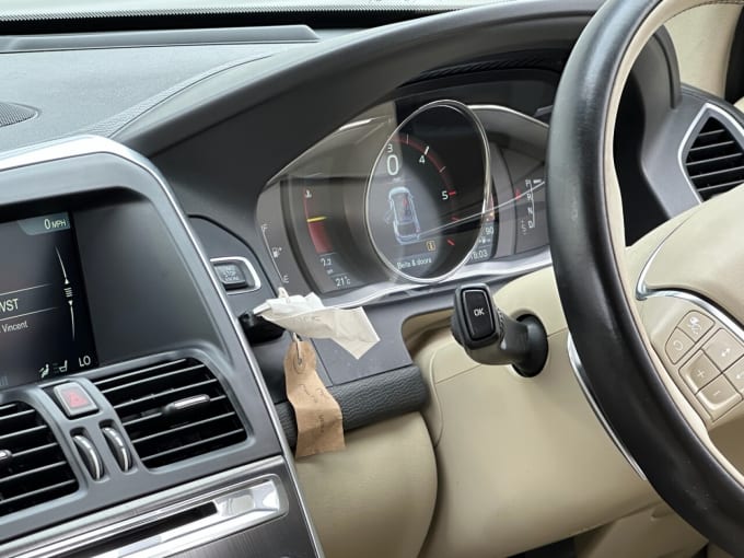 2025 Volvo Xc60