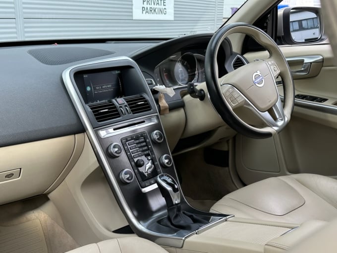 2025 Volvo Xc60
