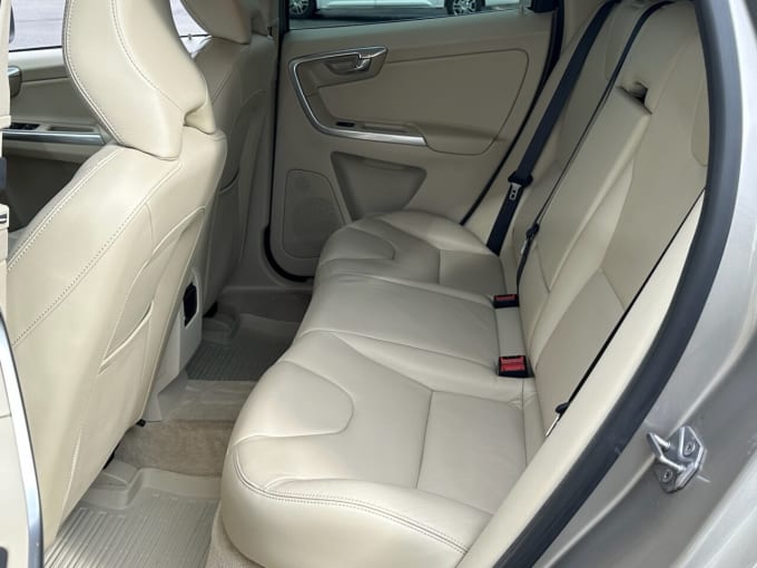 2025 Volvo Xc60