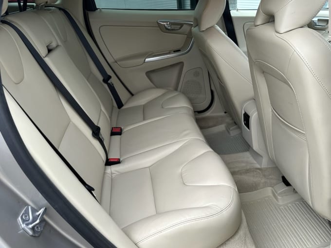 2025 Volvo Xc60