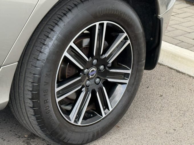 2025 Volvo Xc60
