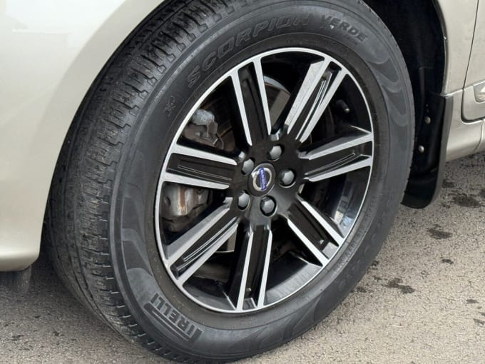 2025 Volvo Xc60