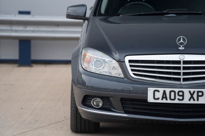 2025 Mercedes-benz C-class