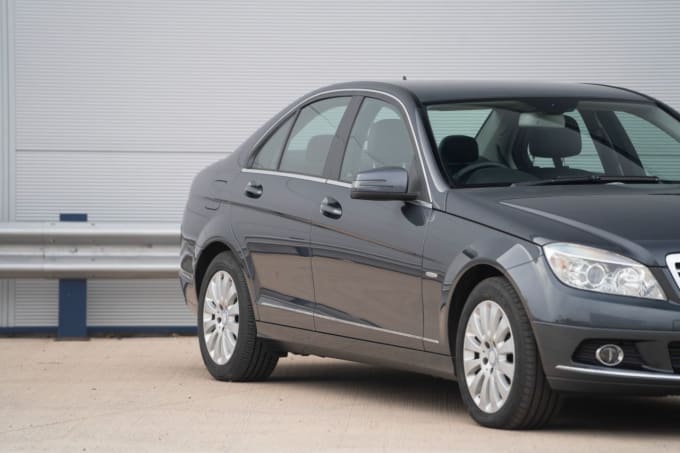 2025 Mercedes-benz C-class