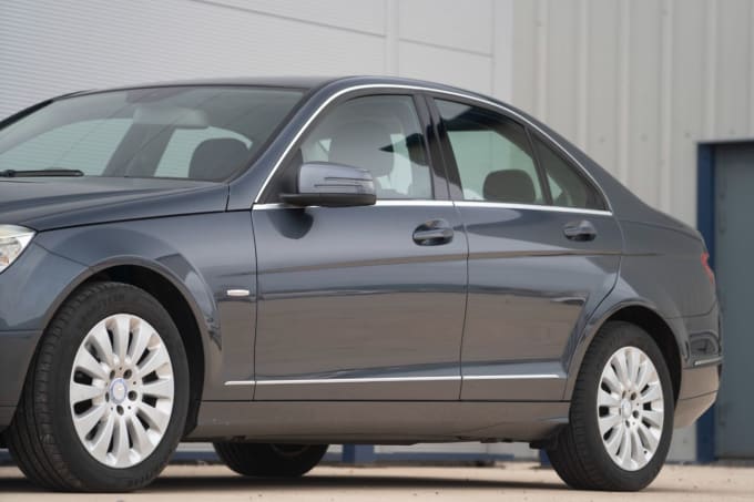 2025 Mercedes-benz C-class