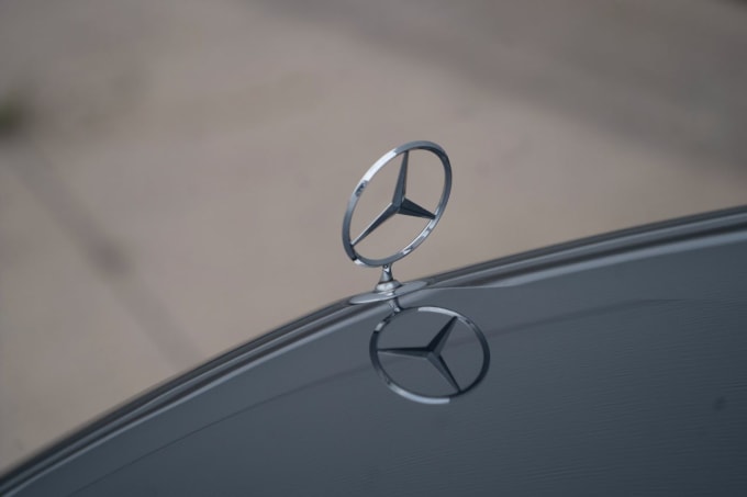 2025 Mercedes-benz C-class