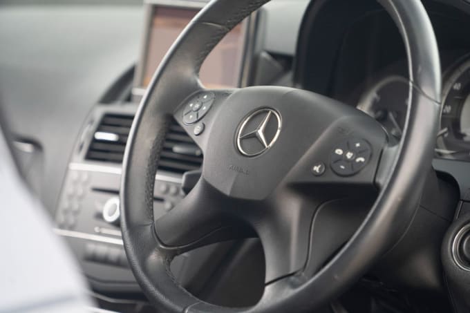 2025 Mercedes-benz C-class
